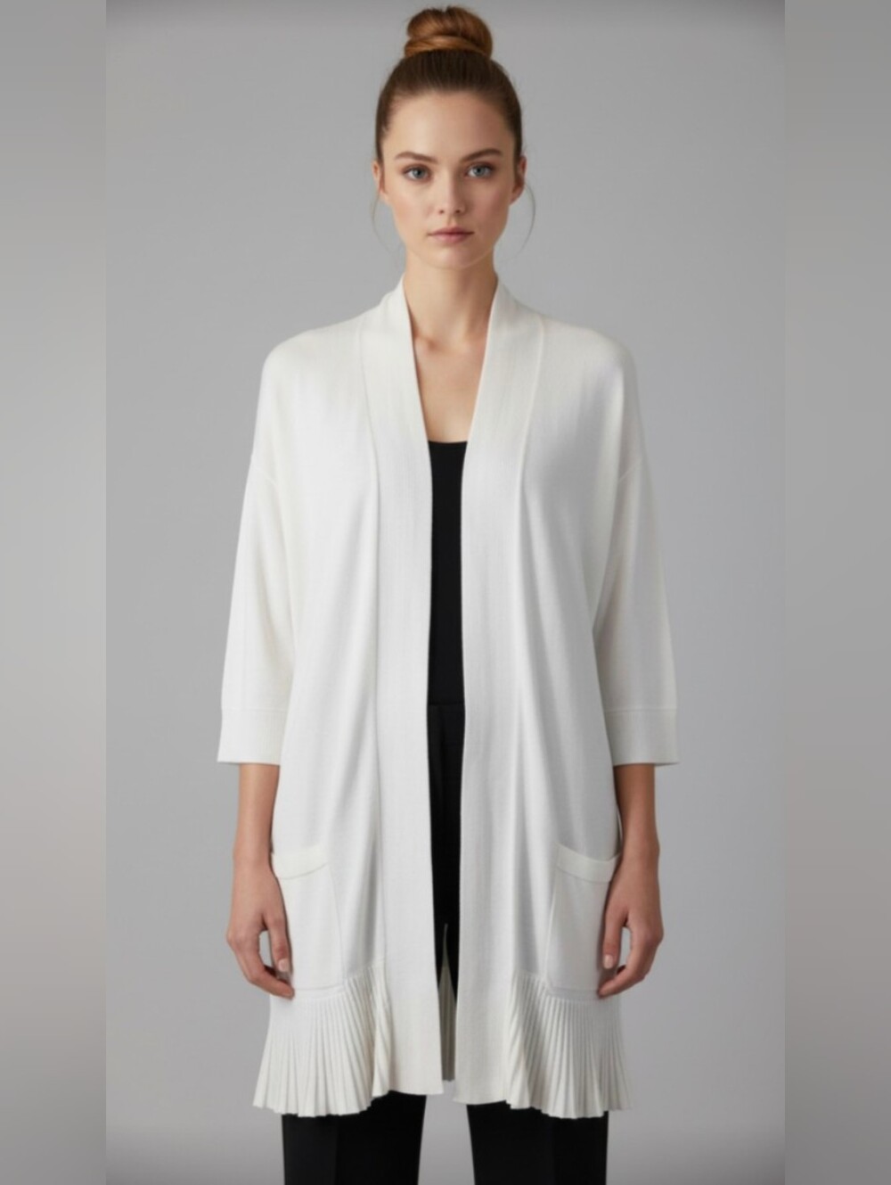 ISAAC MIZRAHI! FAB PUREST WHITE HALF SLEEVE , POCKETED LONG SWEATER! SIZE M